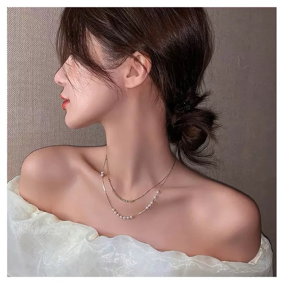 Stainless steel double layer silver tone necklace - Picture 9 of 9